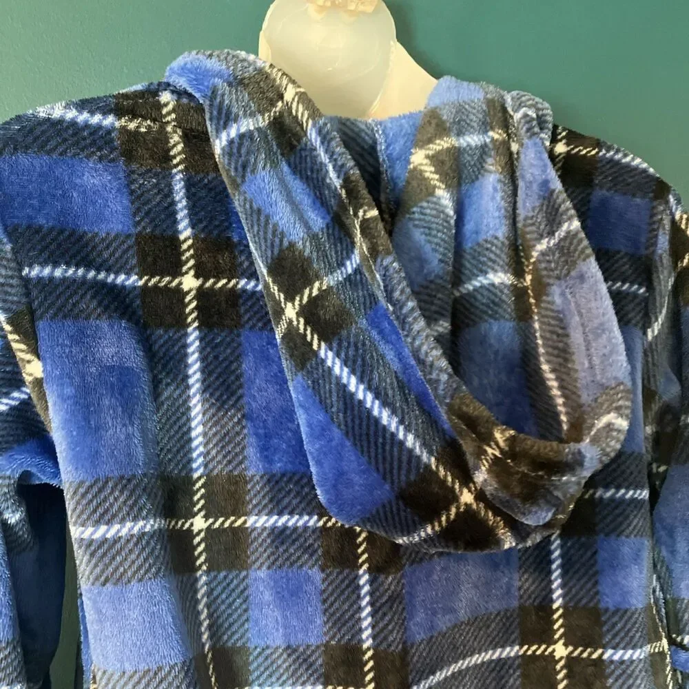 Cuddl Duds Boys Robe Plush with Hood Size M (8/10) Blue, Black, White Plaid